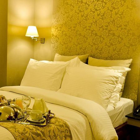 Pghi Hotel Quezon City Bagian luar foto