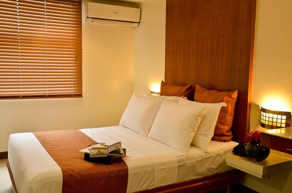 Pghi Hotel Quezon City Bagian luar foto